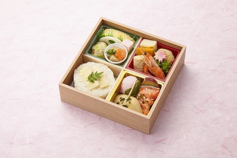 なだ万厨房の観劇弁当。