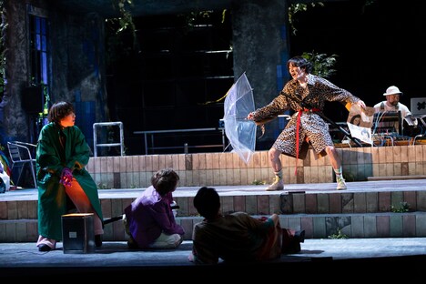 木ノ下歌舞伎「桜姫東文章（さくらひめあずまぶんしょう）」より。（撮影：前澤秀登）