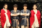 三浦宏規・高野洸らが汗を流して“伝説”の幕開ける、舞台「キングダム」スタート