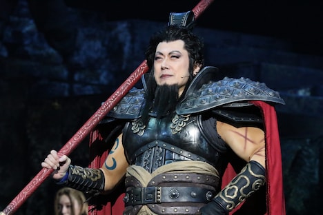 舞台「キングダム」より。