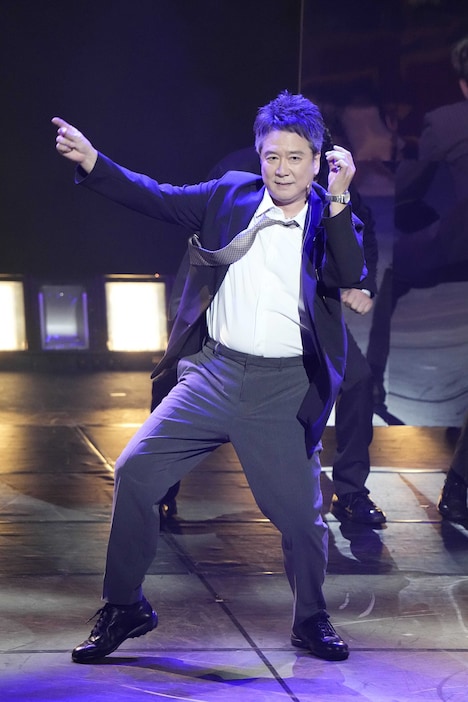 「サラリーマンナイトフィーバー」より。(c)松竹株式会社