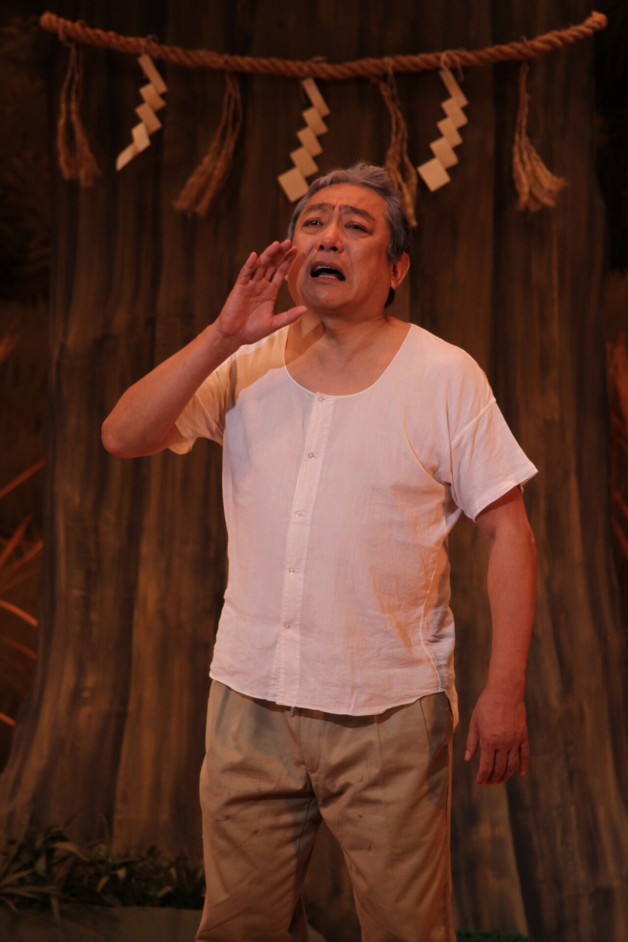 「丘の一本杉」（2013年公演）より。