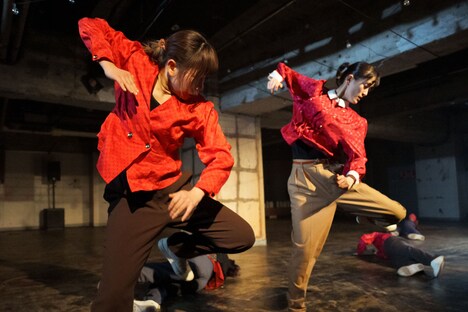 MWMW 第2回単独公演「エンカウント・エンカ」より。（撮影：松本和幸）