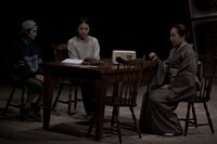 舞台「博士の愛した数式」より。（撮影：山田毅）