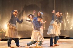 「この舞台には光明があります」と三浦基が語る、地点×イェリネク「騒音。」開幕