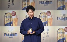 ザ・プレミアム・モルツ好きであることを力説する大泉洋。