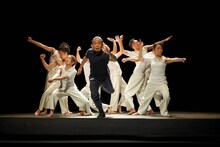 いいむろなおきマイムカンパニー（撮影：堀川高志 / kutowans studio）