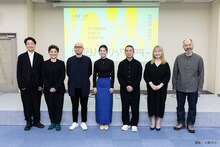 2023年度ラインアップ発表会より。左から白井晃、小林香、前川知大、女屋理音、横山拓也、瀬戸山美咲、森新太郎。（撮影：大野洋介）