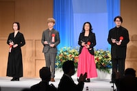 第30回読売演劇大賞贈賞式の様子。