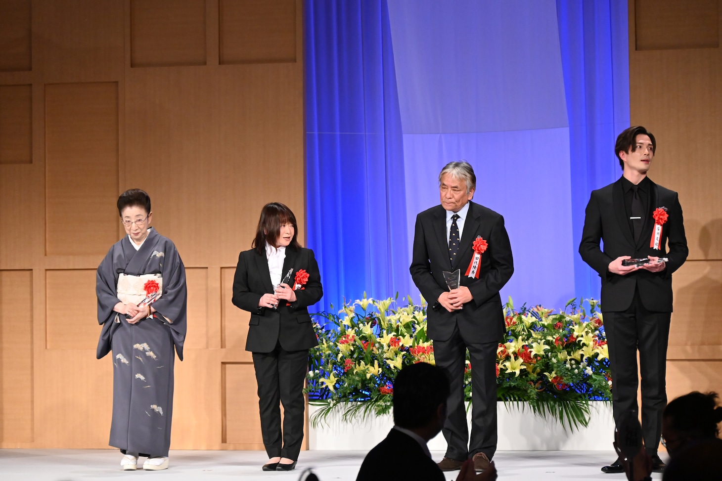 第30回読売演劇大賞贈賞式の様子。