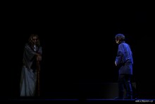 市村正親ひとり芝居「市村座」より。（撮影：渡部孝弘）