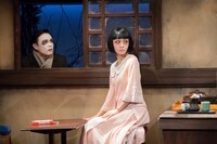 ナイロン100℃結成30周年記念公演 第1弾 ナイロン100℃ 48th SESSION「Don't freak out」より。（撮影：桜井隆幸）