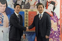 左から中村勘九郎、中村七之助。