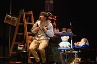 「Slip Skid」より。