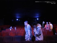 映画美学校 アクターズ・コース2022年度公演「ビーコンライツ」より。