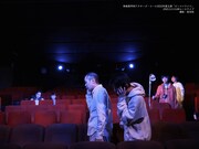 映画美学校 アクターズ・コース2022年度公演「ビーコンライツ」より。