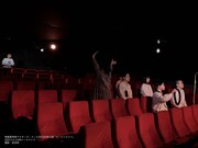 映画美学校 アクターズ・コース2022年度公演「ビーコンライツ」より。