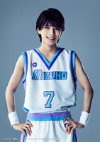 新正俊扮する哀川和彦。