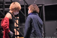 「舞台『鋼の錬金術師』」稽古場の様子。