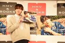 「東啓介カレンダーブック2023.04-2024.03」（東京ニュース通信社刊）発売記念会見より。