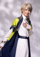 新谷聖司扮するタンジェリン。