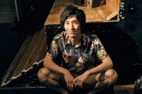 永島敬三扮する飯谷宗平。