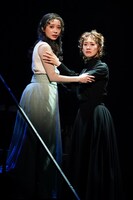 ミュージカル「マリー・キュリー」より。（撮影：田中亜紀）