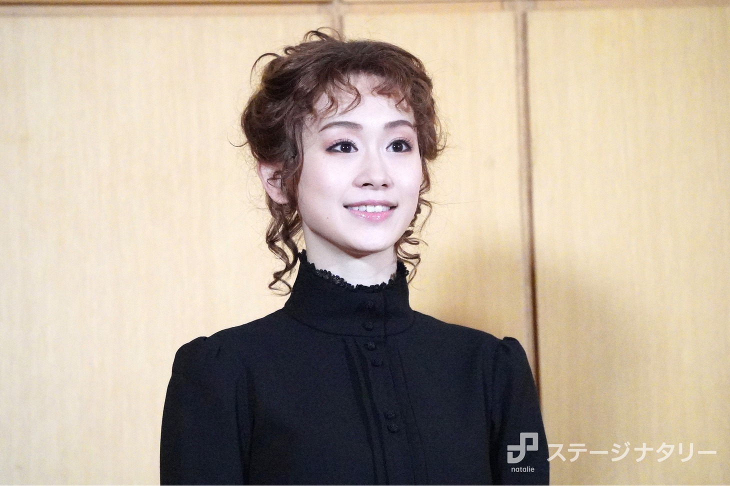 愛希れいか