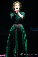 ミュージカル「マリー・キュリー」より。（撮影：田中亜紀）