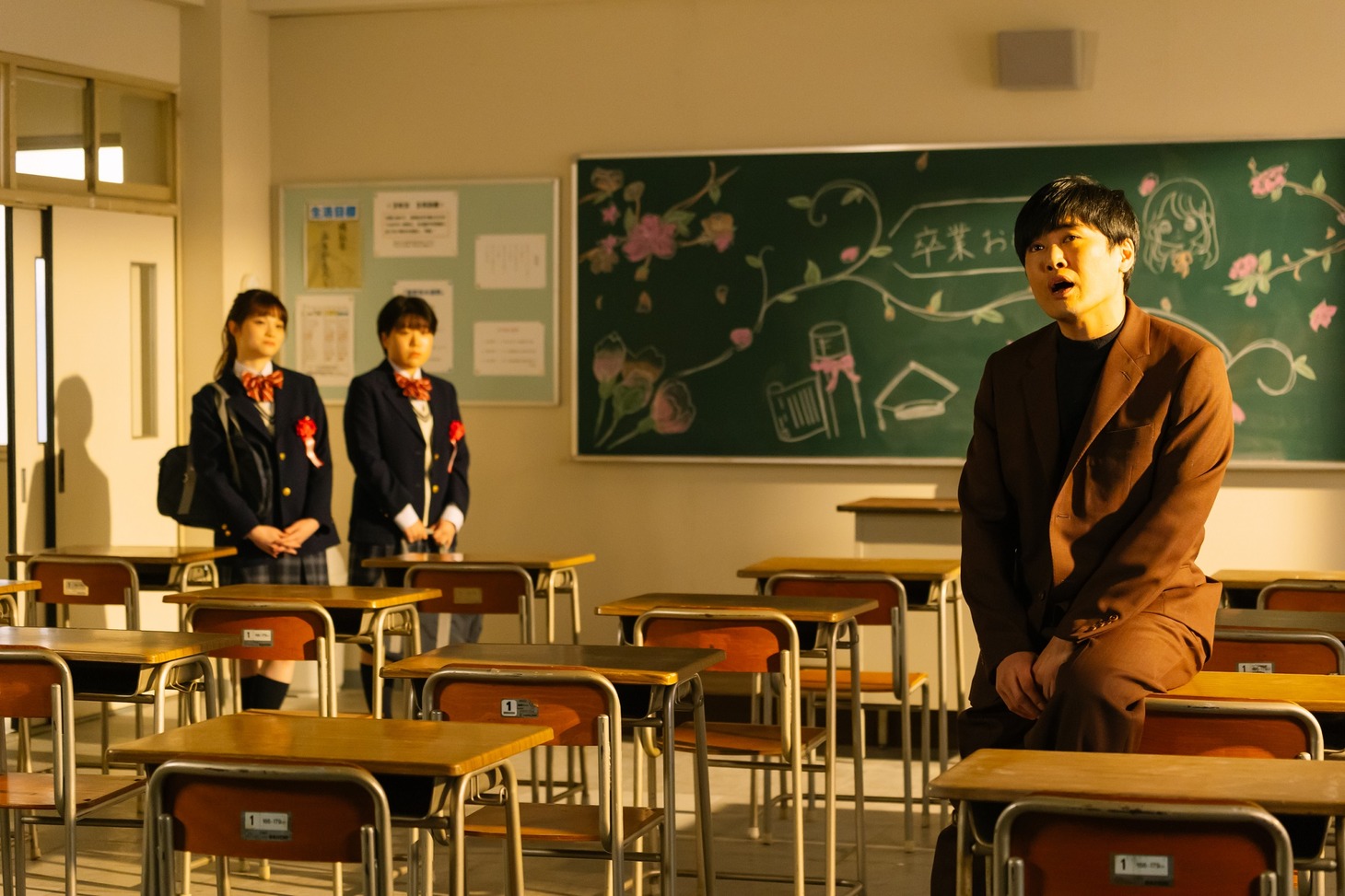 NHK総合「コントバラエティ『劇団90001』」より、「出会い方と別れ方」。（写真提供：NHK）