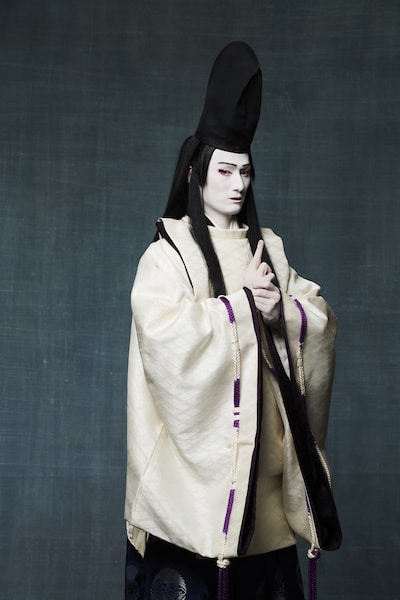 中村隼人扮する安倍晴明。