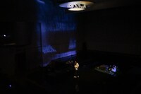 鳥公園#16「ヨブ呼んでるよ -Hey God, Job’s calling you!-」より。（撮影：金子愛帆）