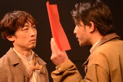 喜劇と映るか悲劇と映るか、劇団員4人で兄弟演じるパラドックス定数「四兄弟」開幕