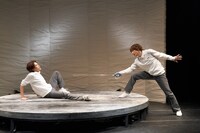 スタジオライフ「決闘」より。