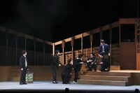 トム・プロジェクト プロデュース「ソングマン ～翔べ！三ツ矢高校・男子コーラス部～」より。