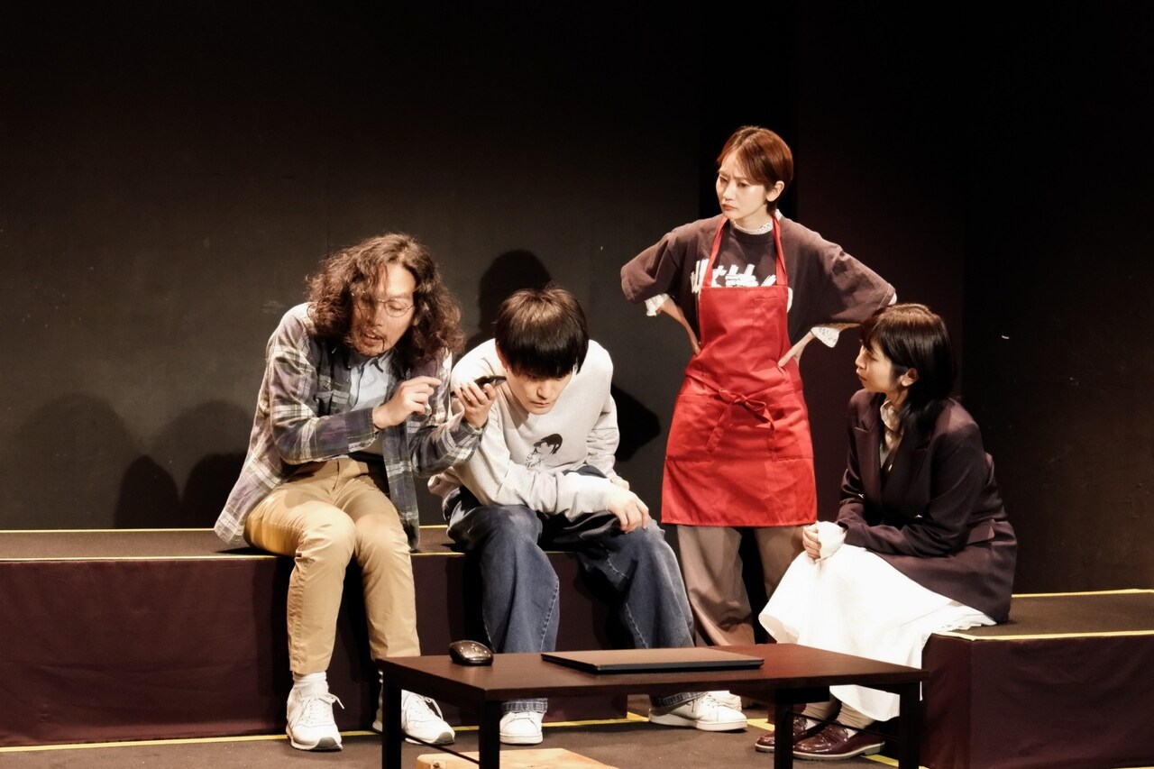 三匹と三羽 vol.2「WWW.」より。（撮影：マック）