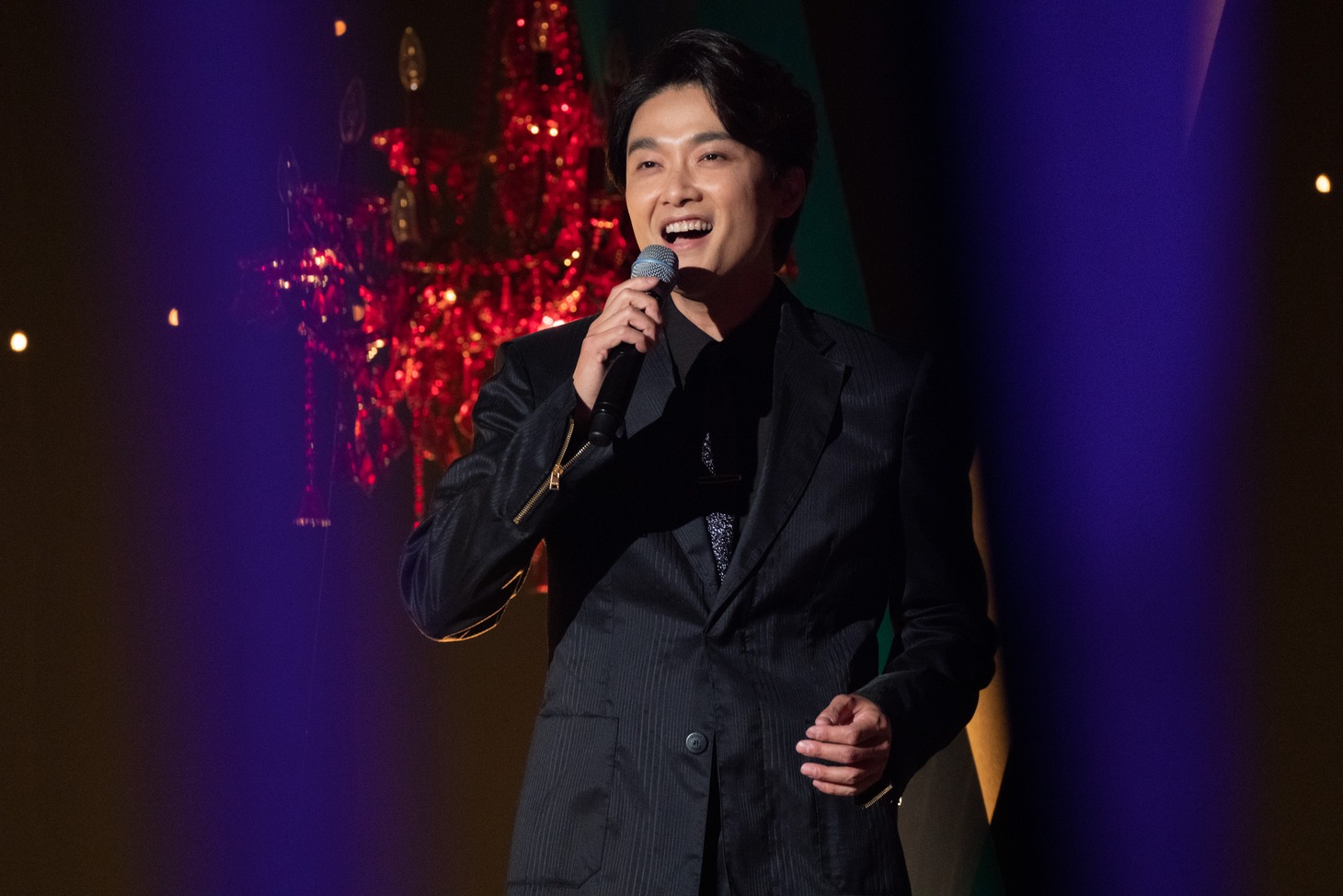 WOWOWプライム・WOWOWオンデマンド「WOWOWオリジナルミュージカルコメディ 福田雄一×井上芳雄『グリーン＆ブラックス』#72」より。