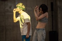 akakilike「15:00（静かに）電子レンジを壊す」より。（撮影：井上嘉和）