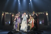 「おとぎ裁判 第4審～まさか逆さま!?トーチもチート?!予知見る鏡が狩る道よ だぉ♪～」より。（撮影：鏡田伸幸）