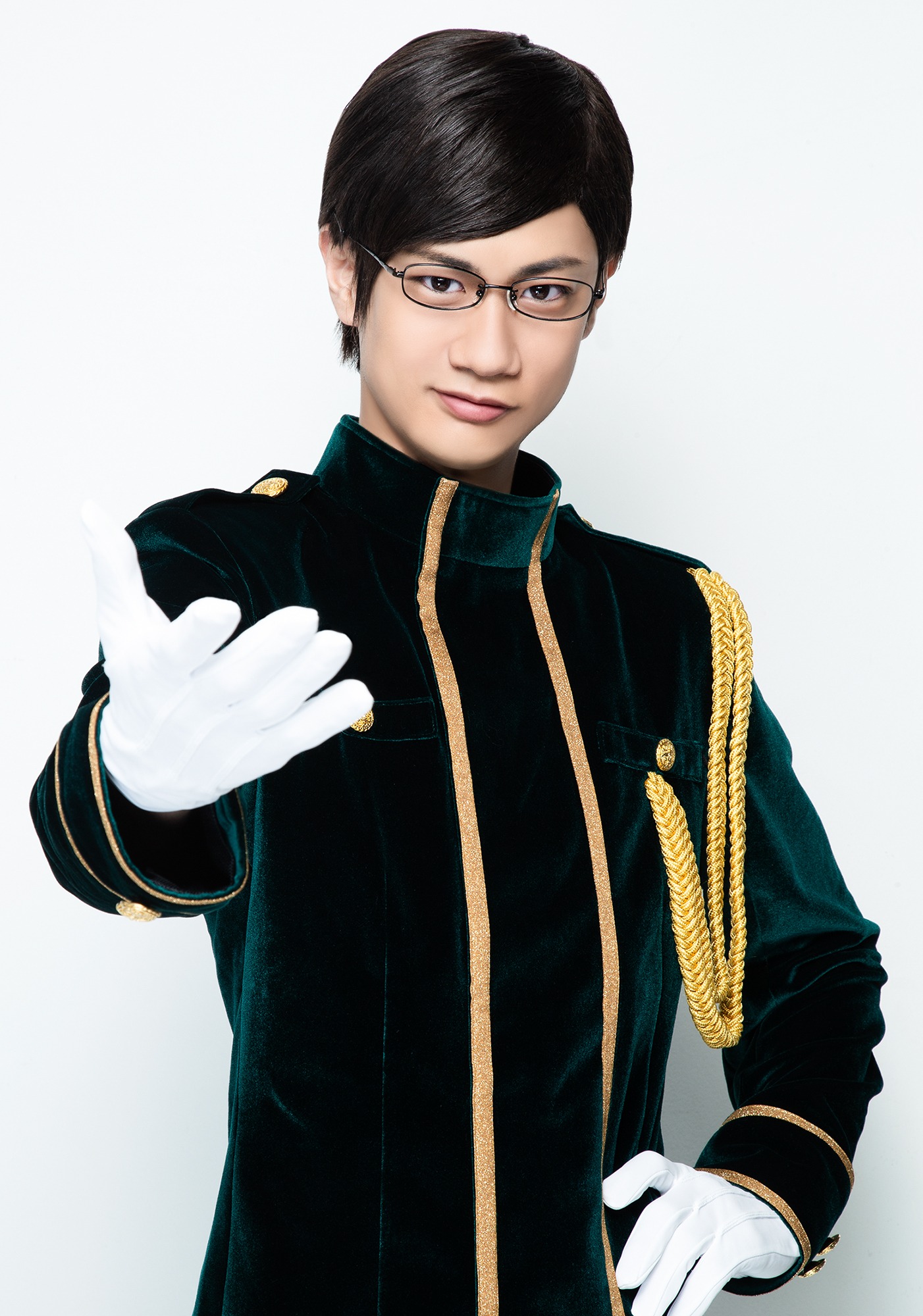 馬場良馬扮する九州新幹線。