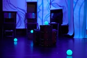 Theatre Lapis presents「GALAXY TRAIN - A New Musical」舞台セットの様子。
