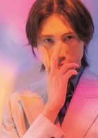 「3LDK PHOTO BOOK」（ワニブックス）より。（撮影：浦田大作 / 京介）
