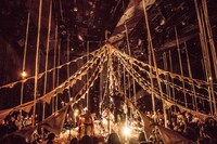 仕立て屋のサーカス過去公演より。（Photo by Ryo Mitamura）