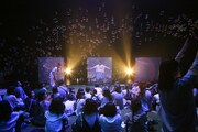 「めにみえない みみにしたい」2018年公演より。(撮影:宮川舞子)