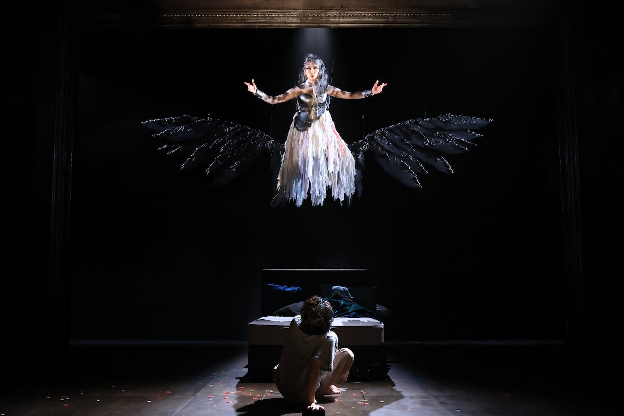 いよいよ幕が上がる、「エンジェルス・イン・アメリカ」にキャストが思いを込める