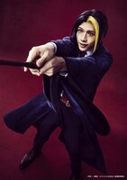 広井雄士扮するフィン・エイムズ。