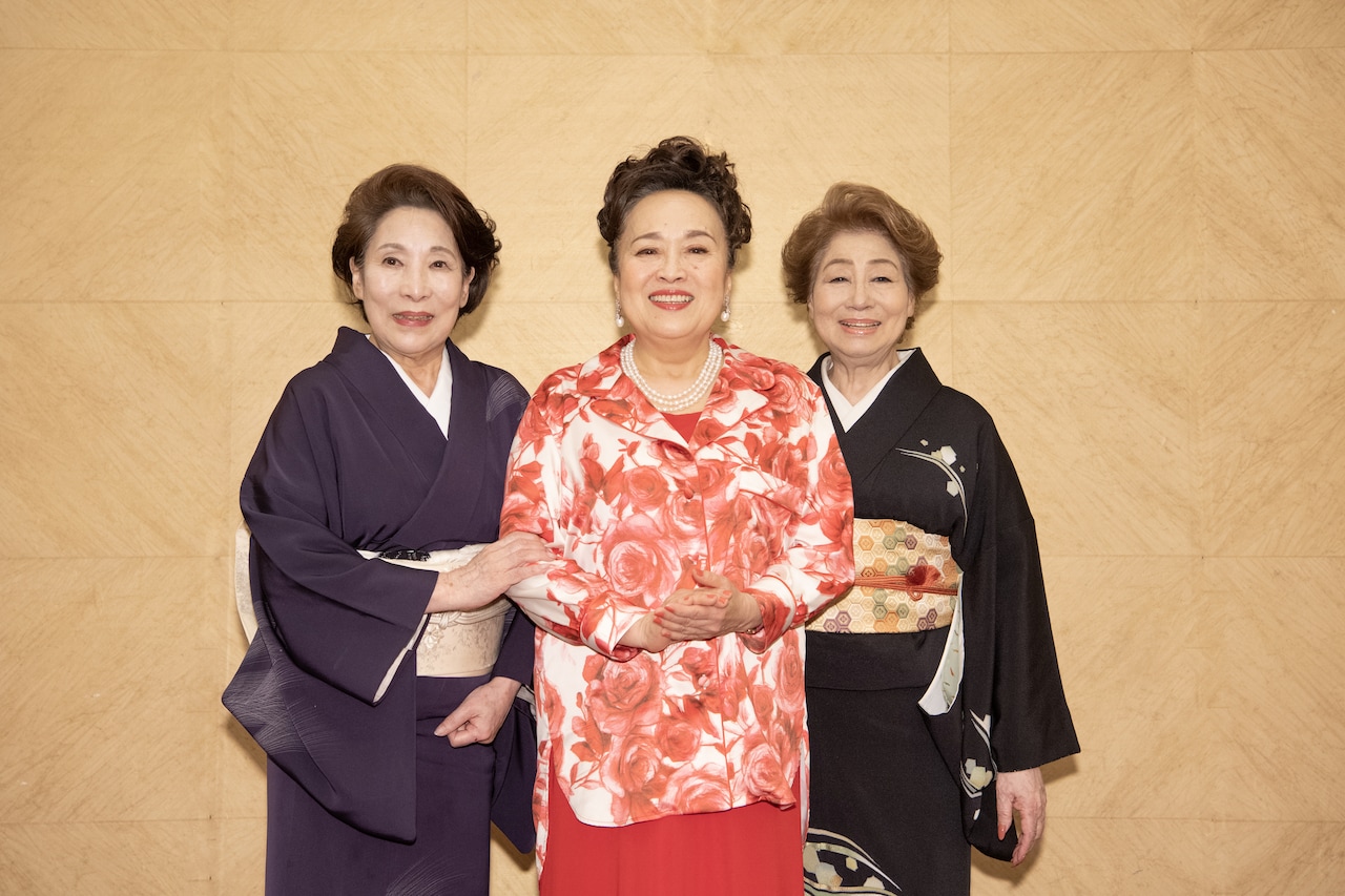 渡辺えりが劇団新派に初登場、水谷八重子＆波乃久里子も共演喜ぶ