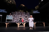 「ハムレット（どうしても！）」より。（撮影：猪熊康夫）