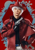 鈴木裕樹扮するロナルド。