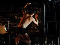 「アインシュタインの夢」より。（撮影：平尾正志）